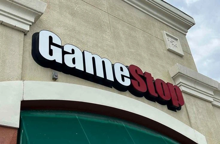 GameStop veszít $3B érték után Bitcoin befektetési terv felveti aggodalmak után